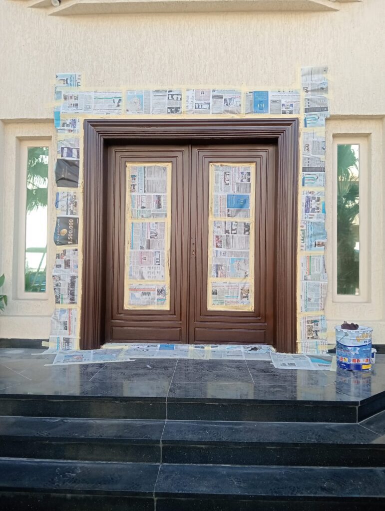 صباغ أخشاب للنوافذ في الكويت - 97670327